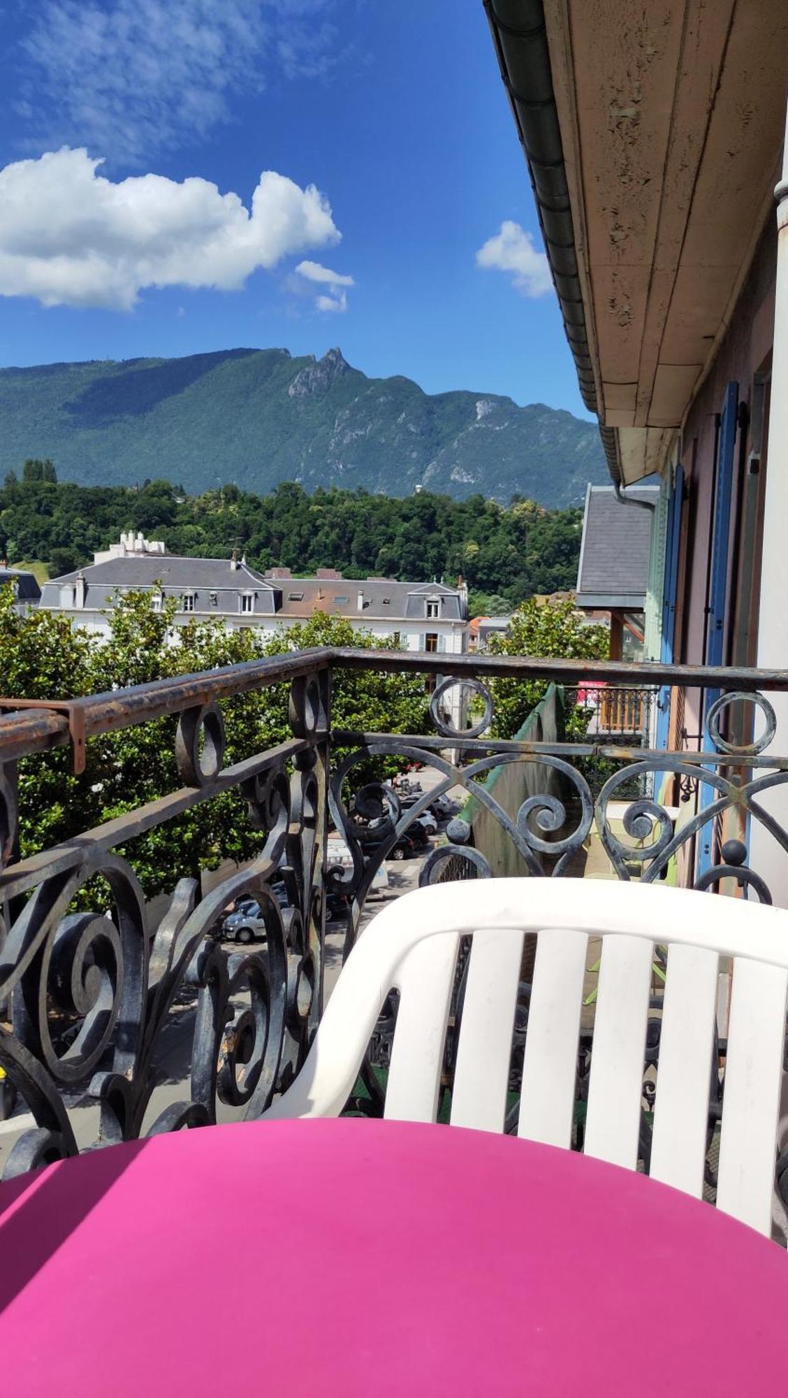 Hotel Le Colibri Aix-les-Bains Exterior photo